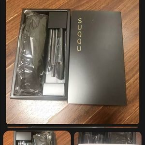 NIB. SUQQU 3 piece brush set. Cheek brush, lg eyeshadow brush and brow spoolie